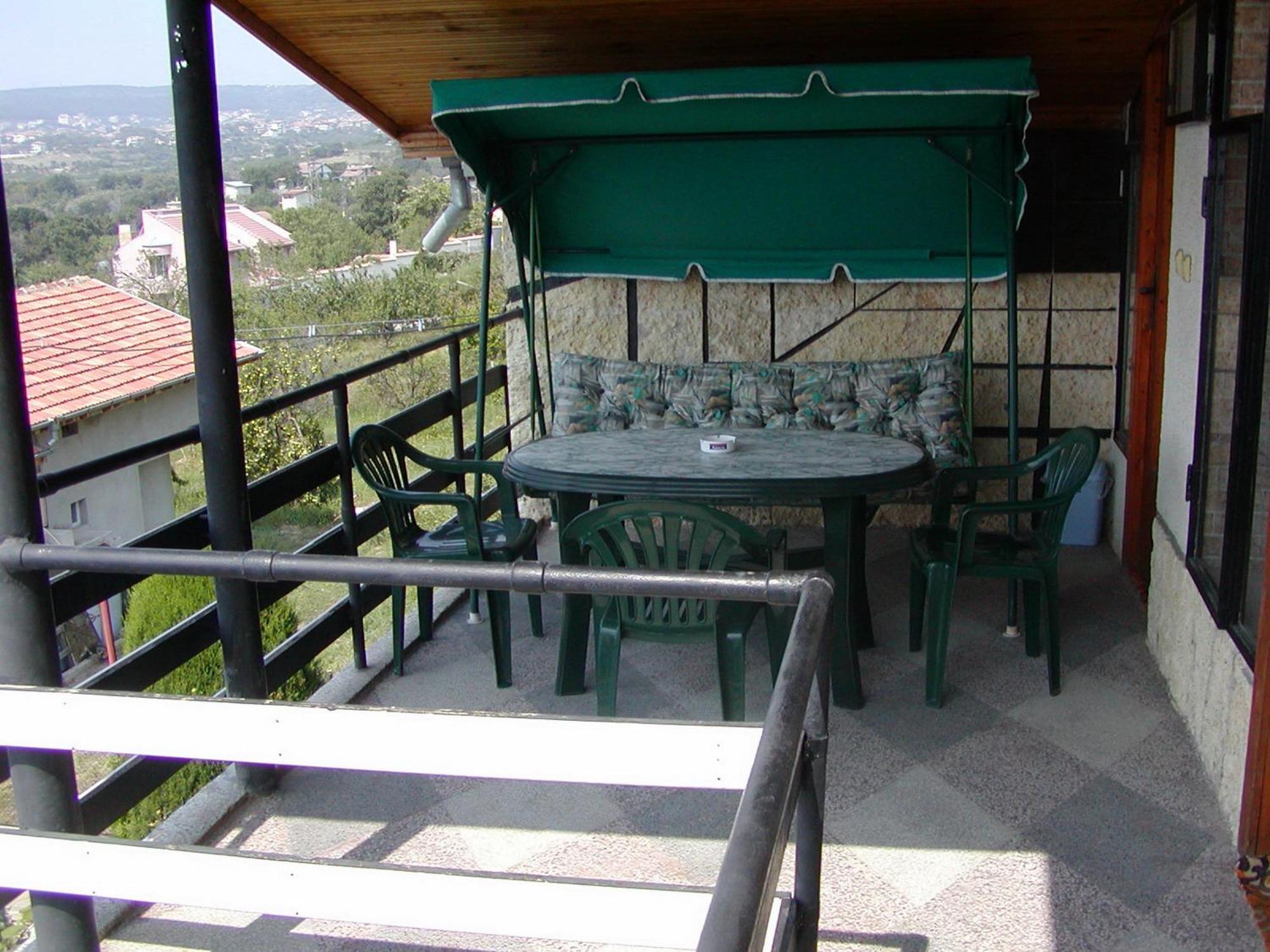 Villa Summer House Saints Constantine and Helena Ruang foto