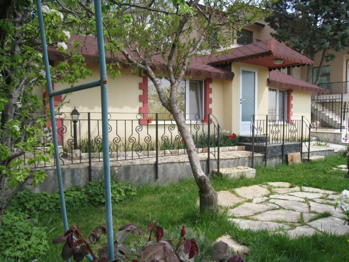 Villa Summer House Saints Constantine and Helena Bagian luar foto
