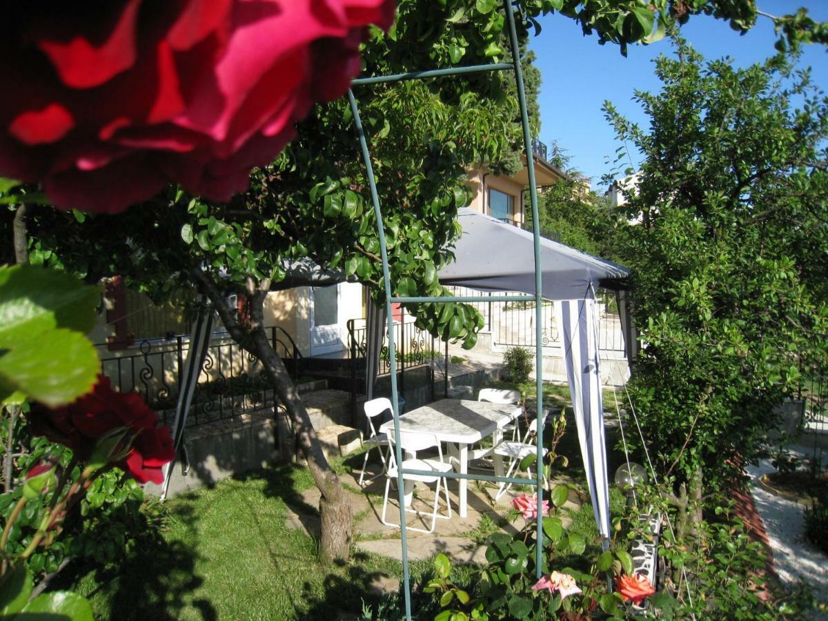 Villa Summer House Saints Constantine and Helena Bagian luar foto
