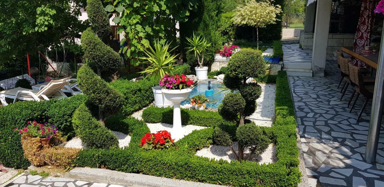 Villa Summer House Saints Constantine and Helena Bagian luar foto